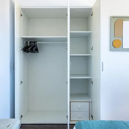 公寓 Olympus Stylish 2-br & Balcony In 拉纳卡