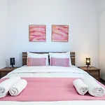 Olympus Stylish 2-br & Balcony In Daire Larnaca