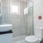 Daire Olympus Stylish 2-br & Balcony In Larnaca