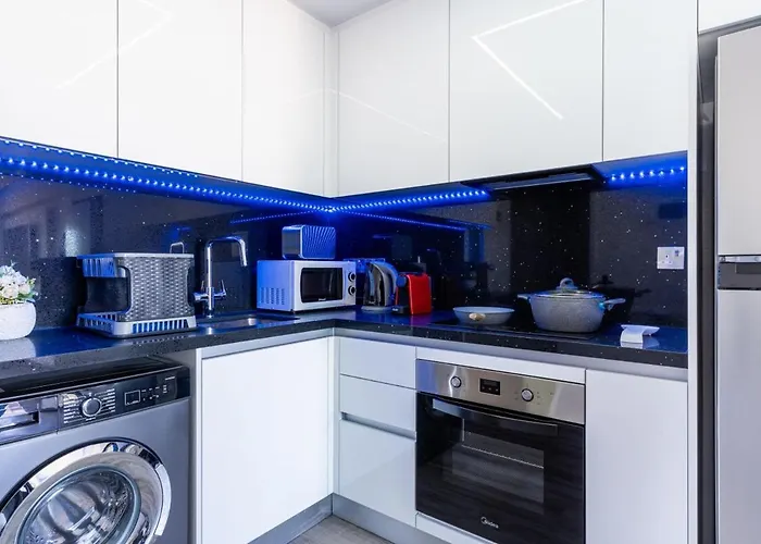 Olympus Stylish 2-br & Balcony In Apartmán *