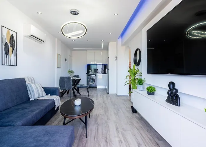 Apartmán Olympus Stylish 2-br & Balcony In *